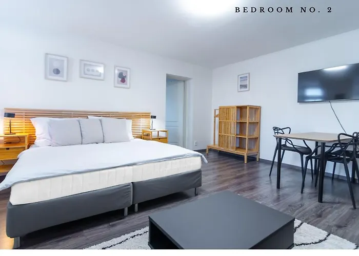 Lejlighedshotel The Bookhouse, 5-bedroom By Castle Prag